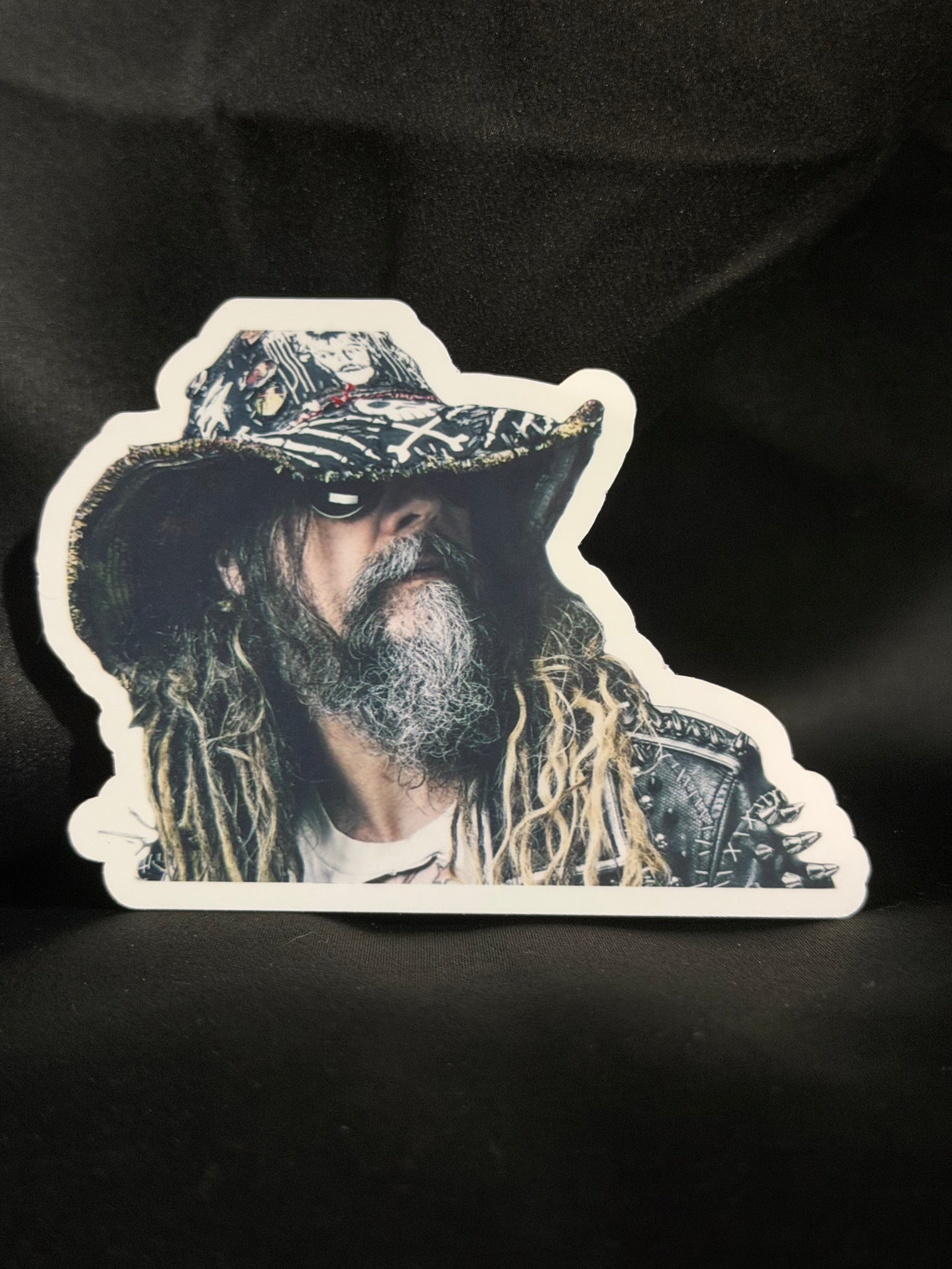 ROB IN HAT STICKER